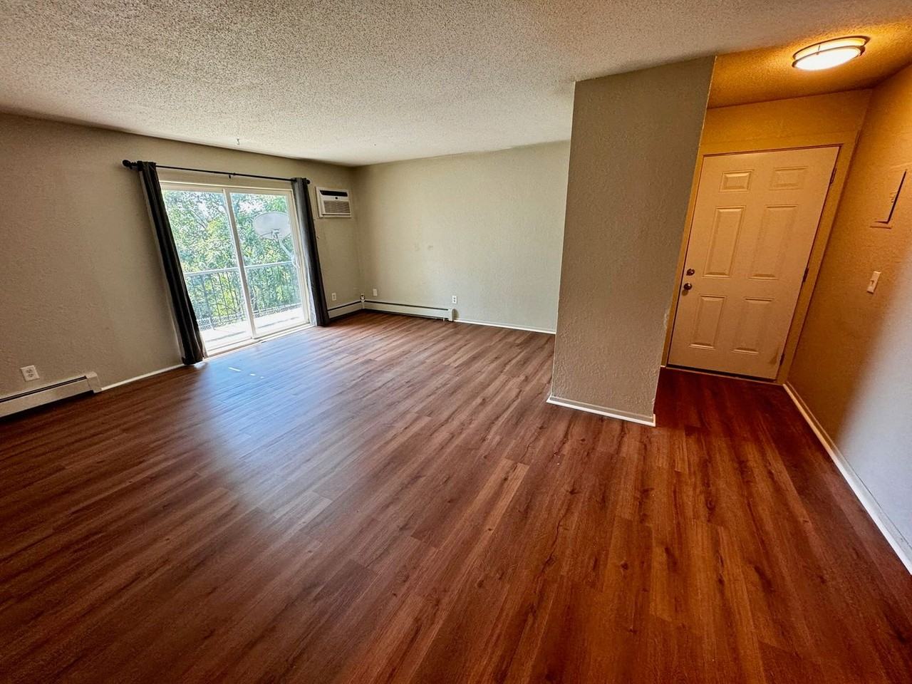 York Ave Apartments - Photo 7 of 16