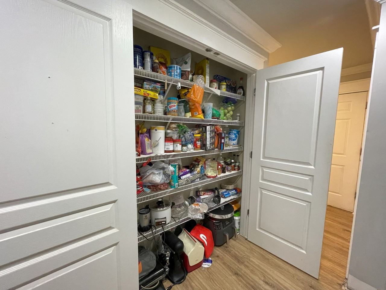 Spacious 4 - Photo 4 of 50