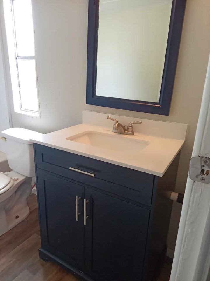 2400 Oaklawn Boulevard - Photo 3 of 7