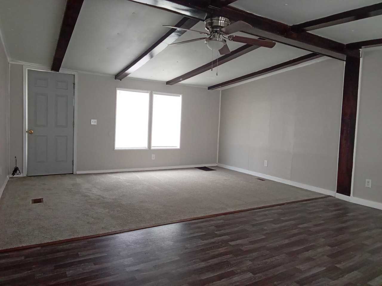 2400 Oaklawn Boulevard - Photo 5 of 7