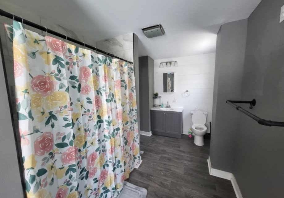 209 2nd Ave Ne - Photo 7 of 11