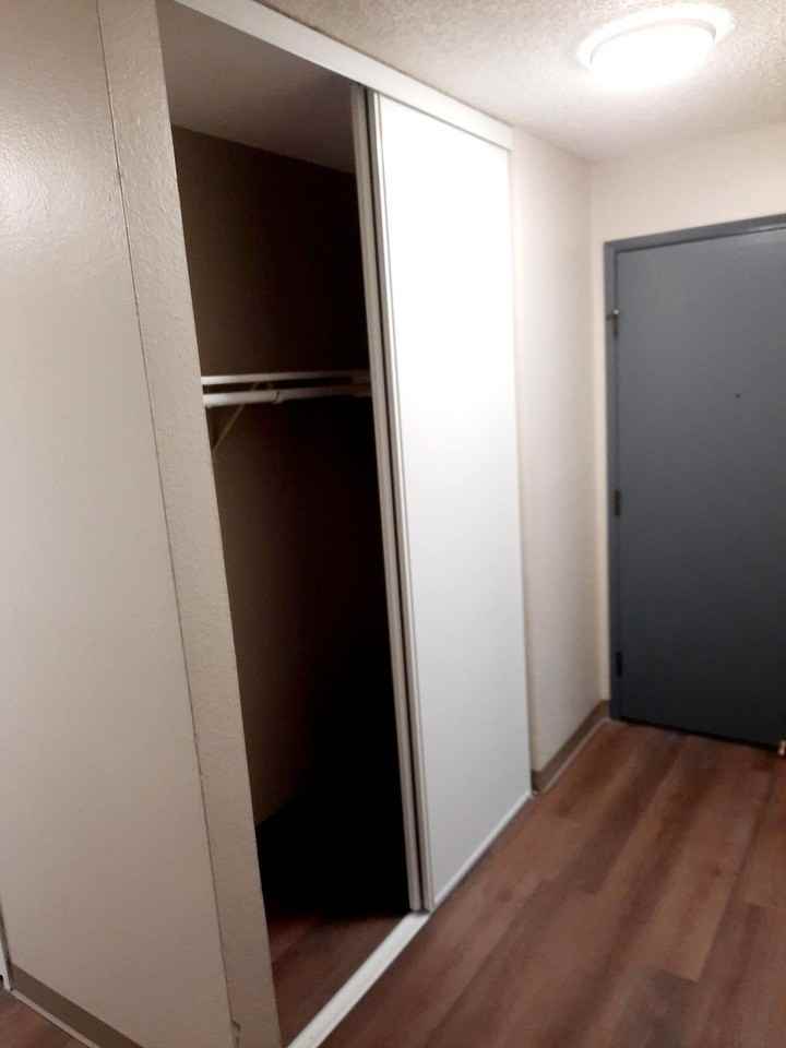 SUNDANCER APARTMENTS - Photo 6 of 14