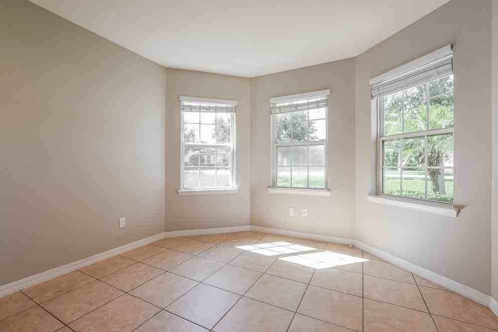 194 Compass Rose Dr - Photo 6 of 16