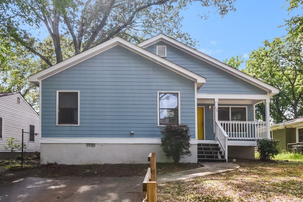 700 South Grand Avenue Northwest