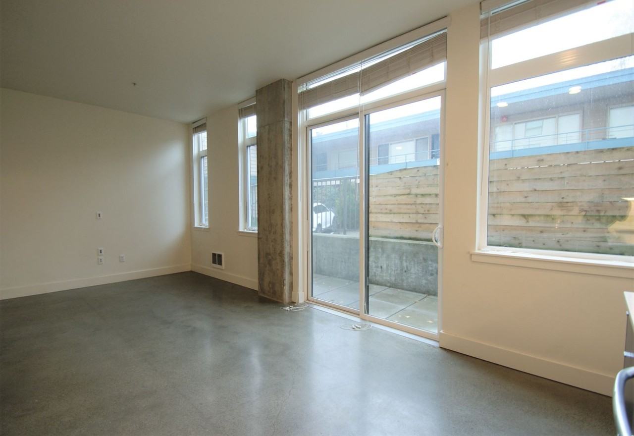 Waterton Eastlake Apartments - Photo 7 of 13