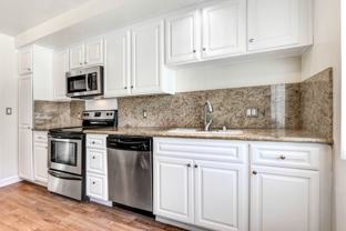 1319 Berkeley St in Santa Monica - Photo 1 of 1