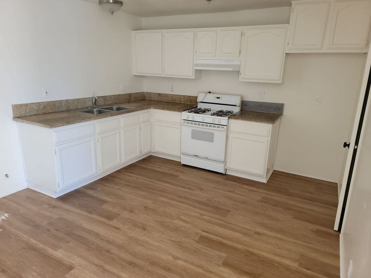 2710 2710 D EL DORADO MOE - Photo 3 of 5