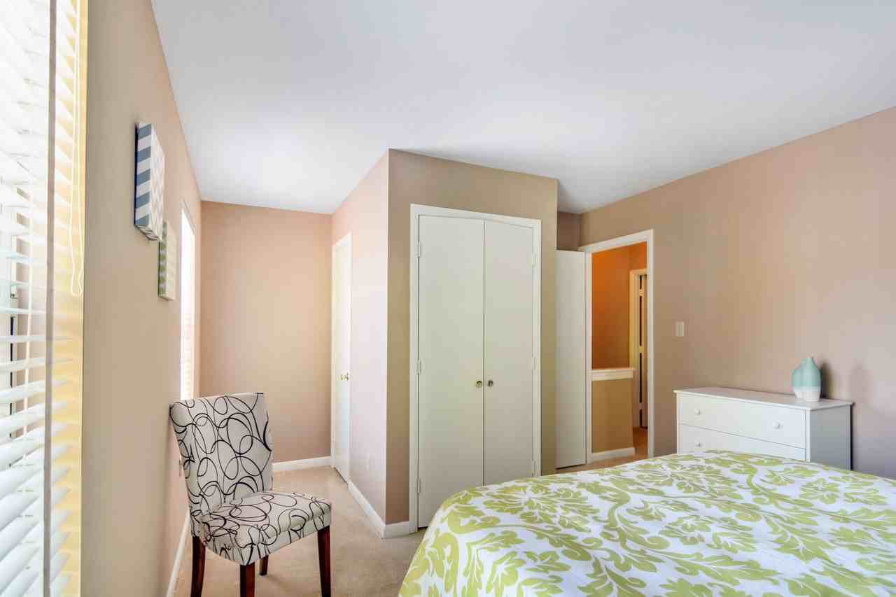 Gerwyn Manor - Photo 2 of 6