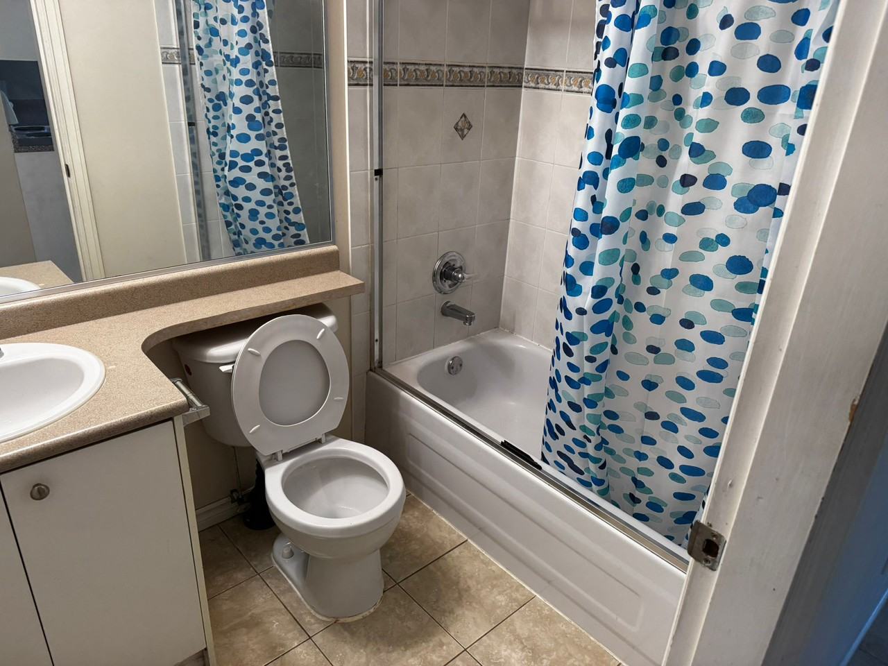 1657 E 55th Ave - Photo 4 of 10