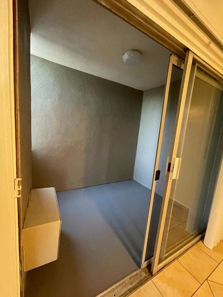 14710 Blythe St - Photo 3 of 14