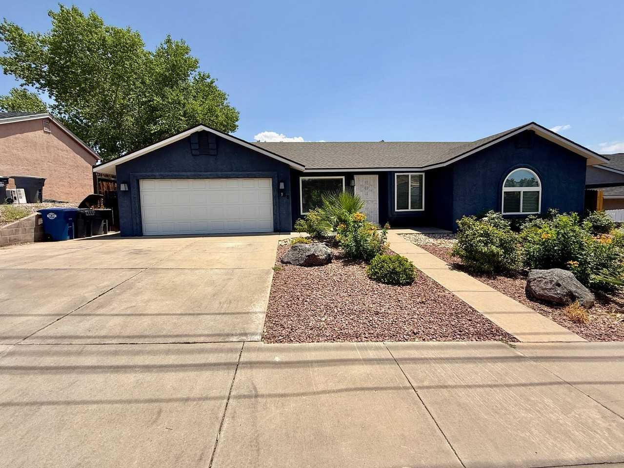 266 N 2000 E - Photo 2 of 24