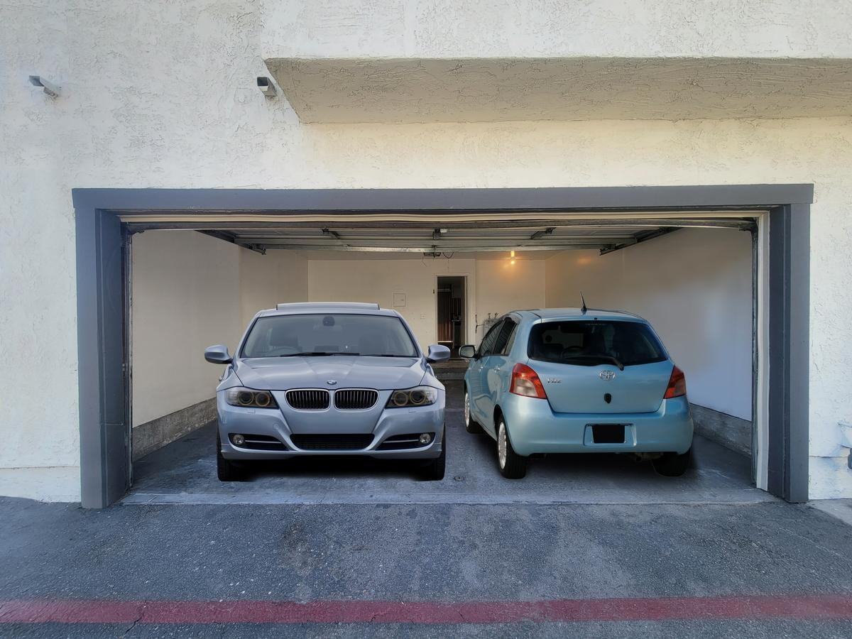 1865 Clyde St - Photo 3 of 20