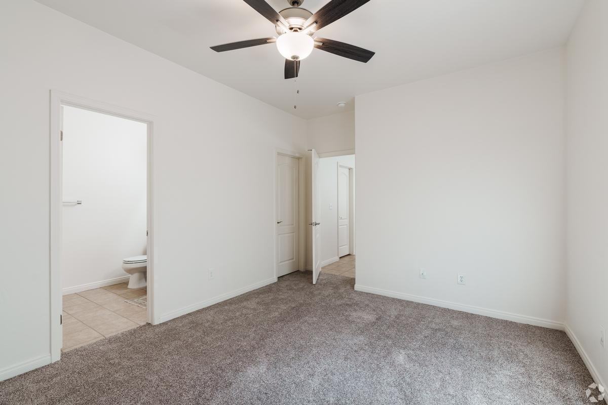 9707 Sherborne Ave - Photo 3 of 21