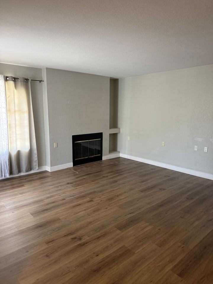 101 S Players Club Dr #3101 - Photo 2 of 13
