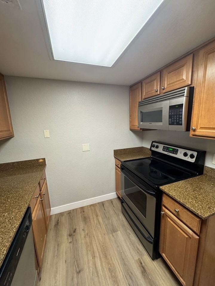 101 S Players Club Dr #3101 - Photo 4 of 13