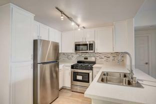 9550 W Sahara Ave - Photo 1 of 1