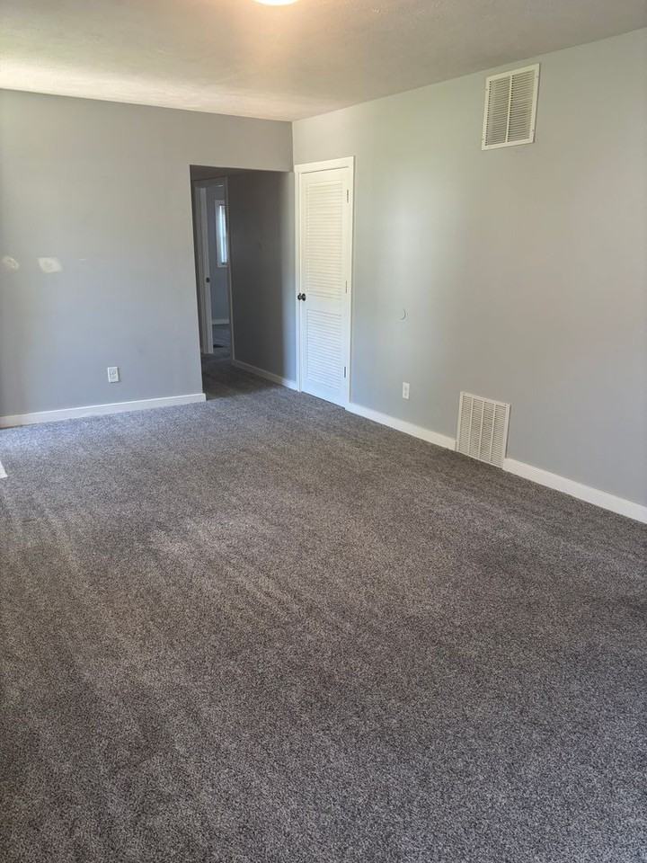 6771 Charles St - Photo 2 of 21