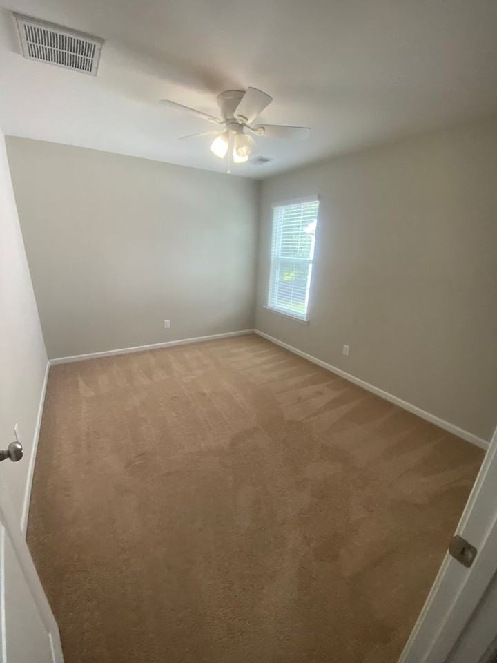 901 Garden Hills Loop - Photo 2 of 38