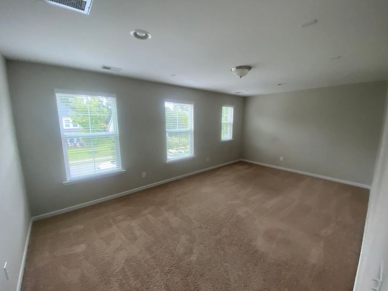 901 Garden Hills Loop - Photo 6 of 38