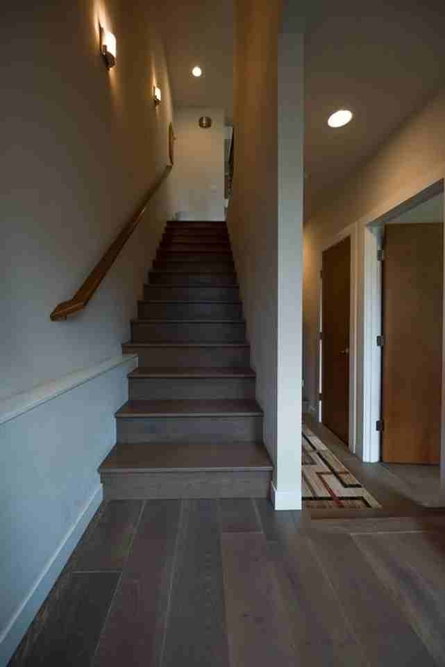 1721 27th Ave #B - Photo 3 of 24