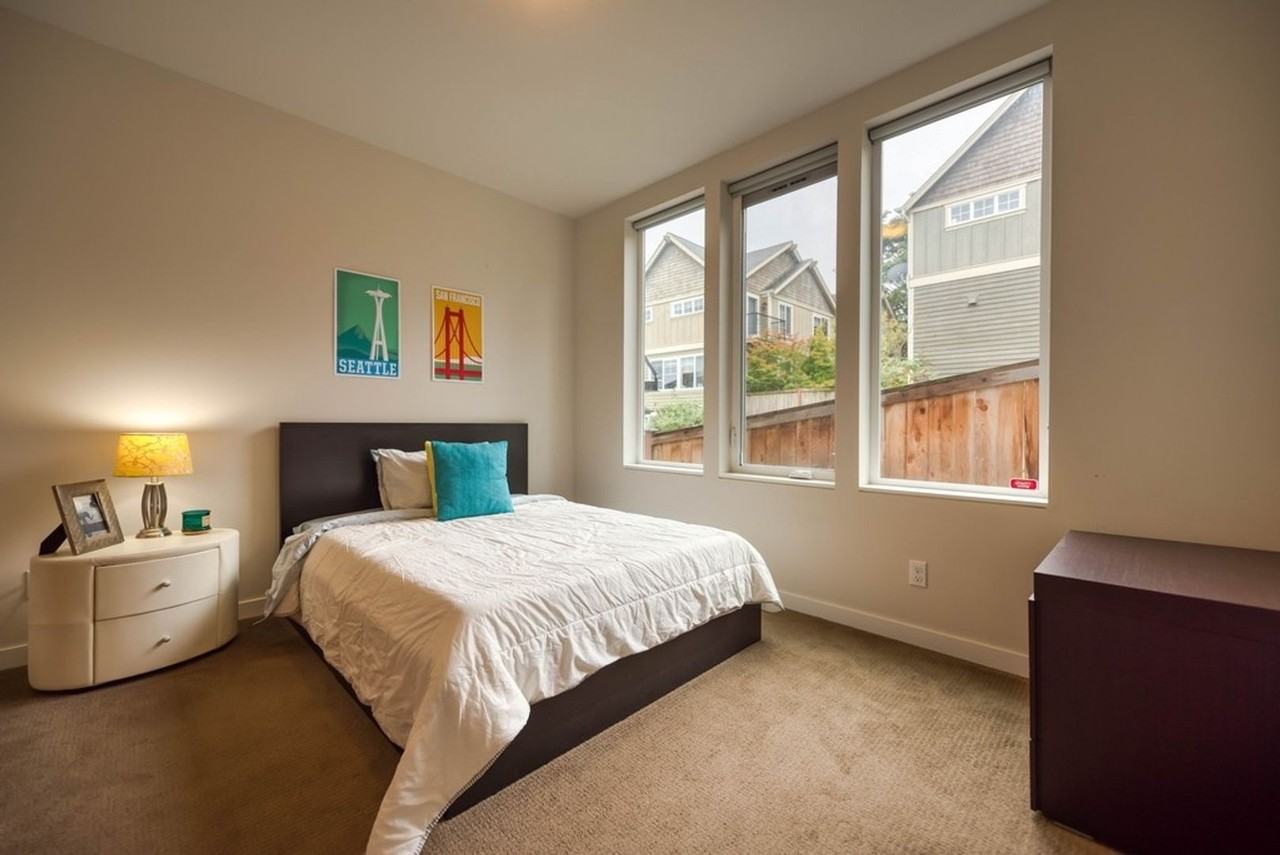 1721 27th Ave #B - Photo 4 of 24