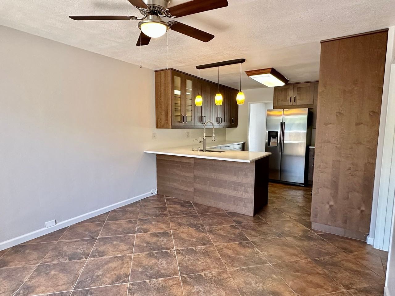 3266 Loma Riviera Dr - Photo 5 of 44