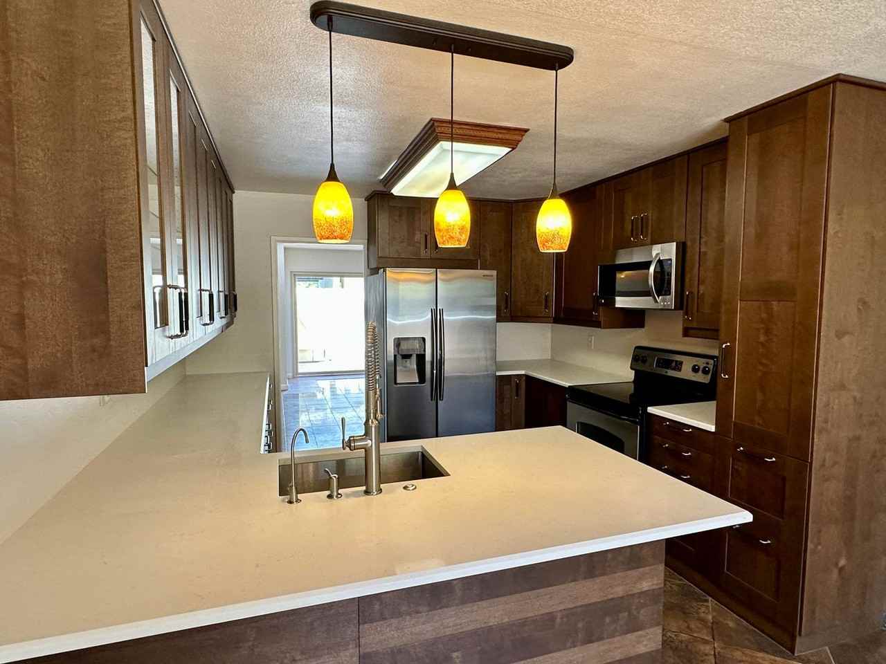 3266 Loma Riviera Dr - Photo 6 of 44