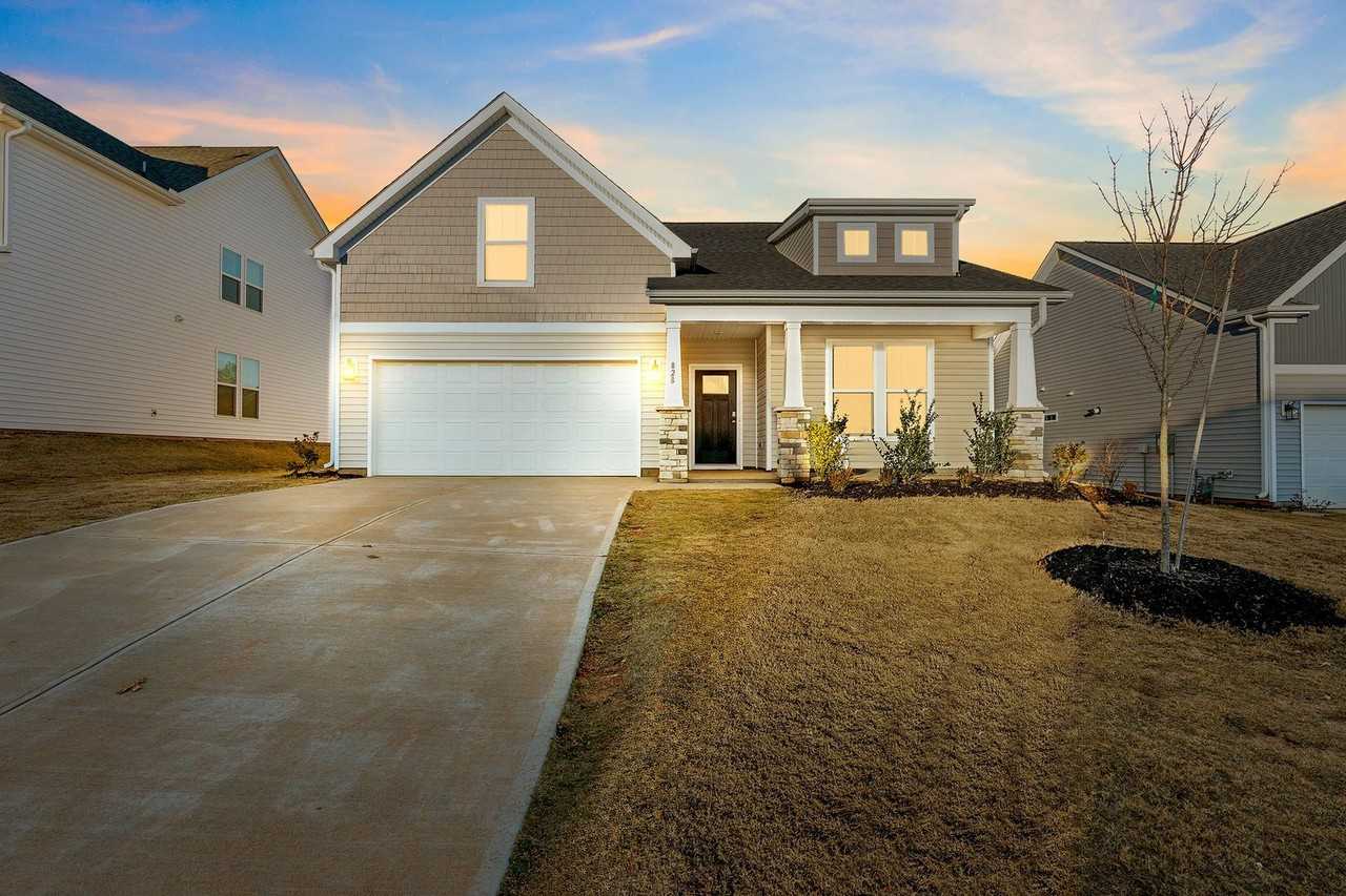 828 Redmill Ln - Photo 3 of 28