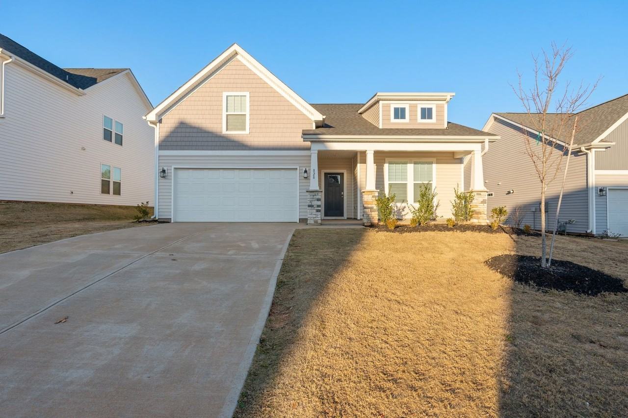 828 Redmill Ln - Photo 2 of 28