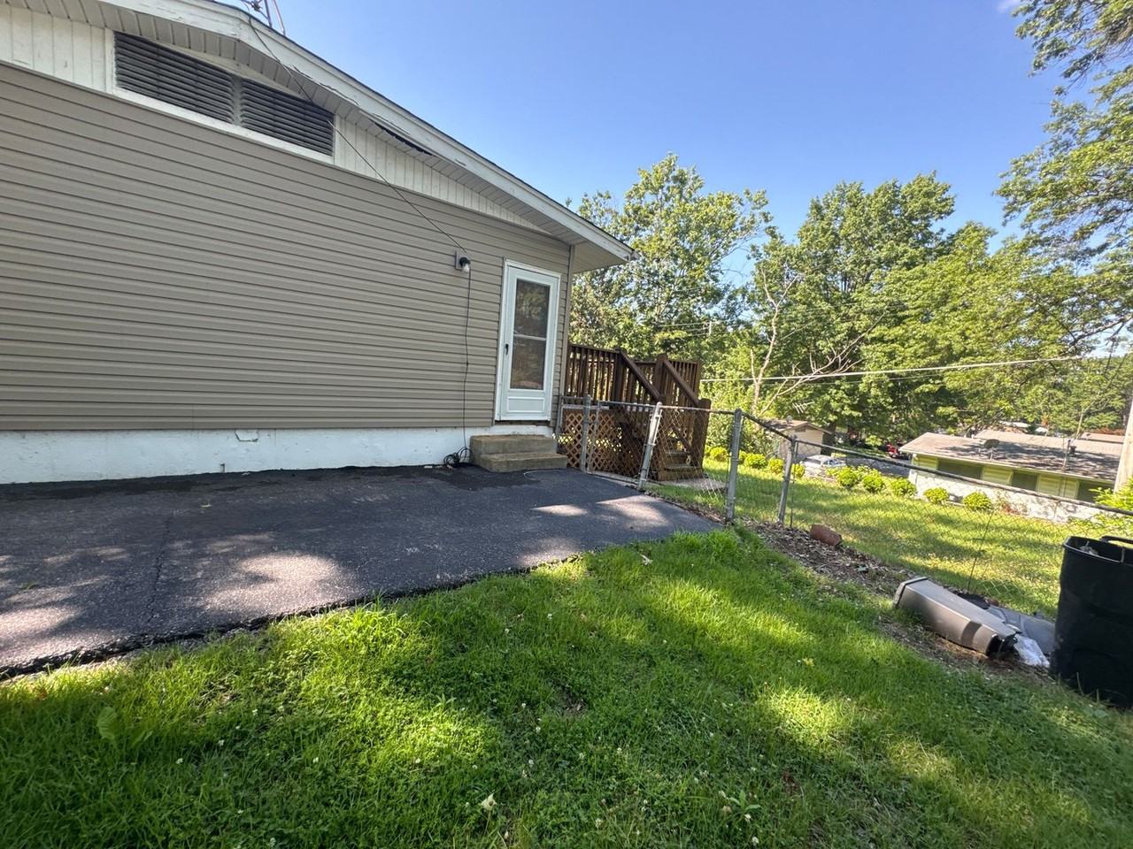 10305 Reba Dr - Photo 2 of 16