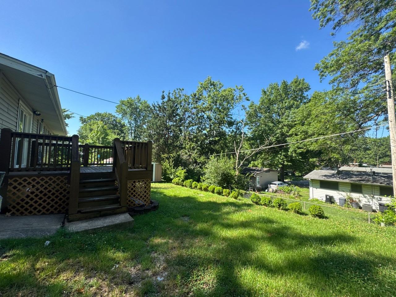 10305 Reba Dr - Photo 3 of 16