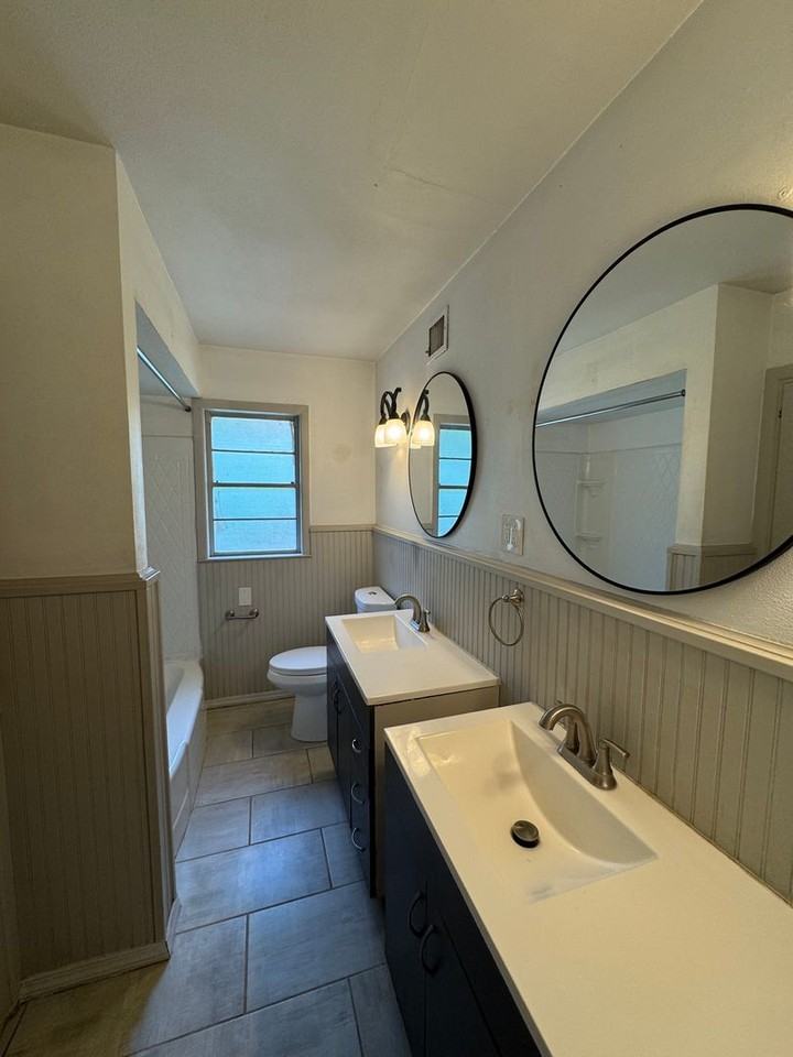 2801 20th St - Photo 7 of 12