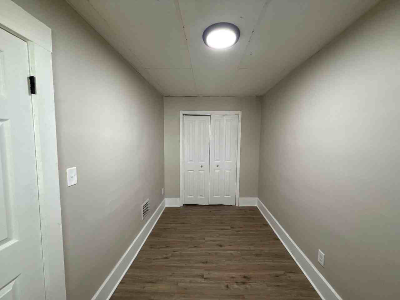 6130 Beniteau St - Photo 5 of 10