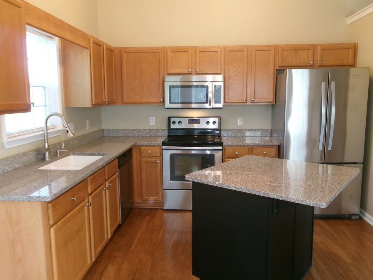 4659 E Walkerton Rd - Photo 7 of 26