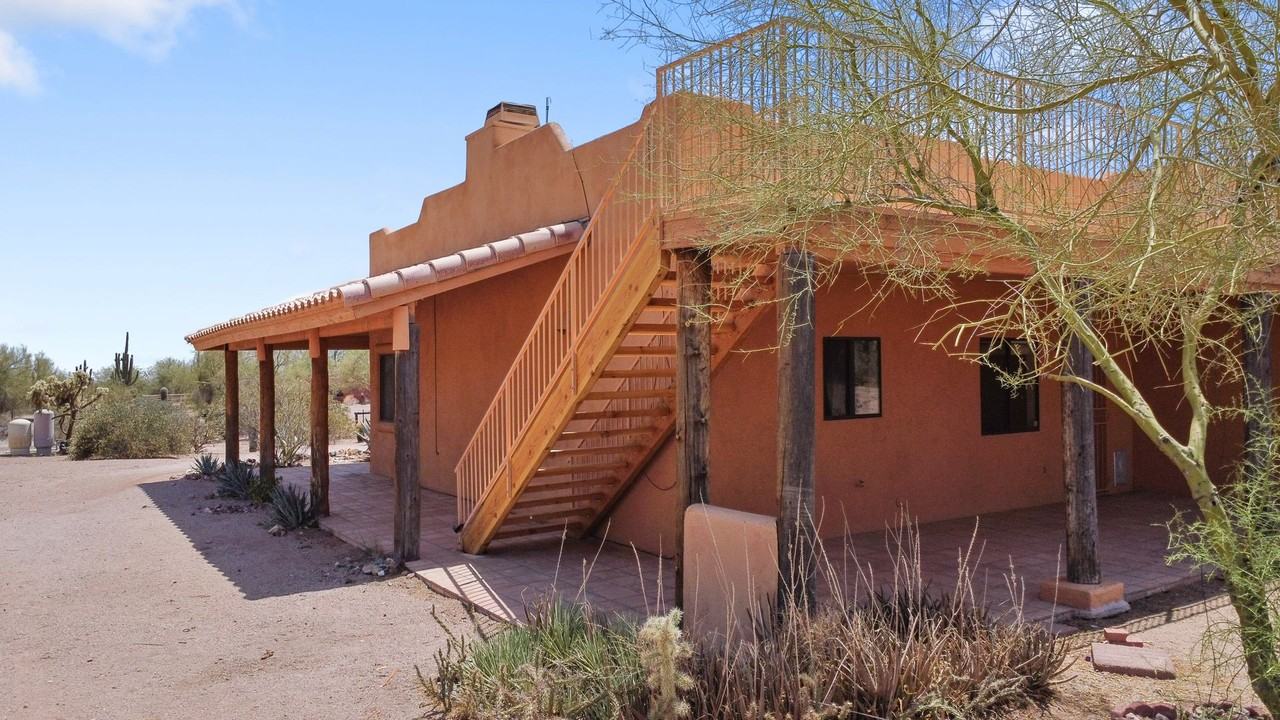 670 E Moon Vista St - Photo 5 of 32
