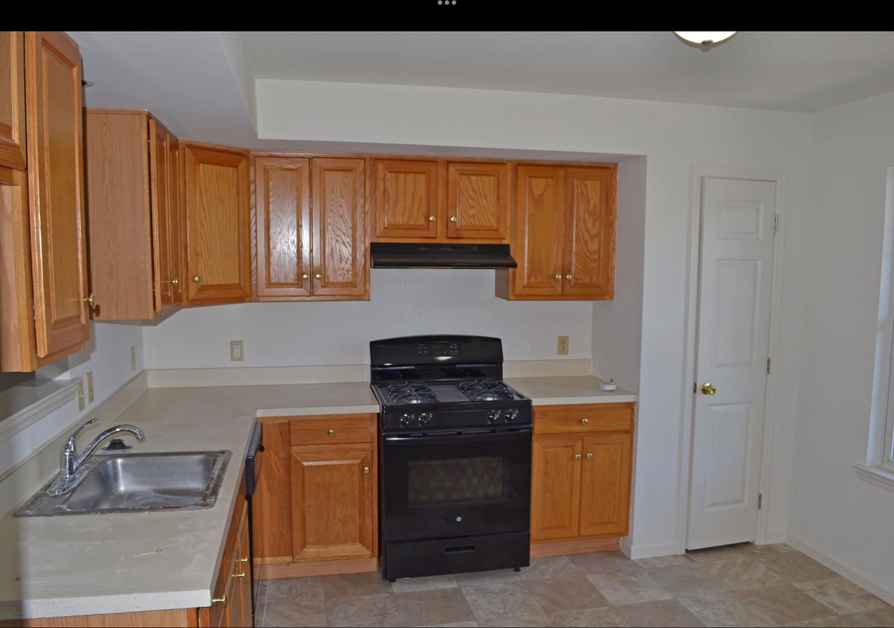 3807 Penns Dr - Photo 2 of 12