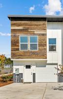 featured image of 2917 Ne 137th Way