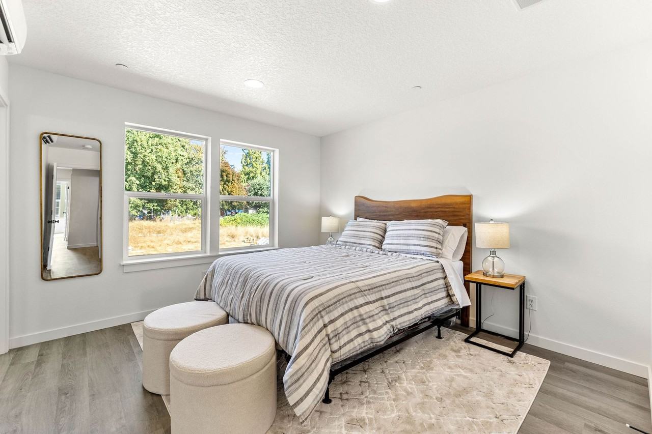 2917 Ne 137th Way - Photo 5 of 14
