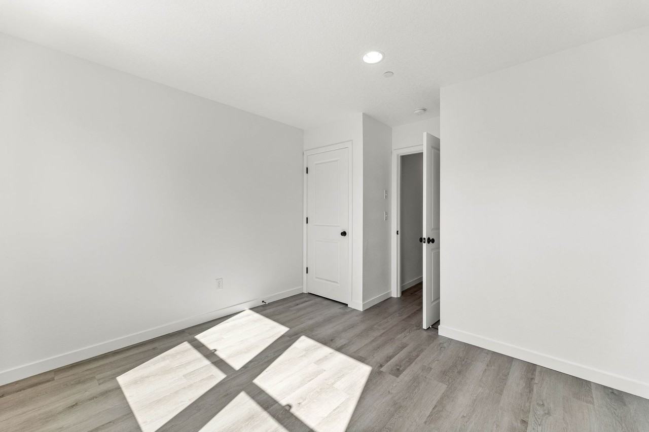 2917 Ne 137th Way - Photo 7 of 14