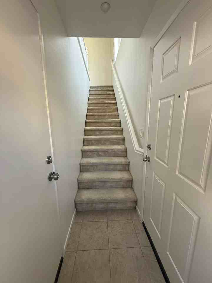 441 Almond Rd - Photo 6 of 16