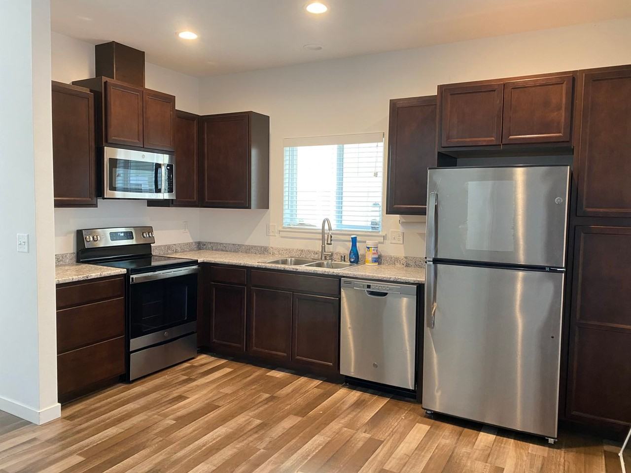 605 Finnegan Way - Photo 2 of 10