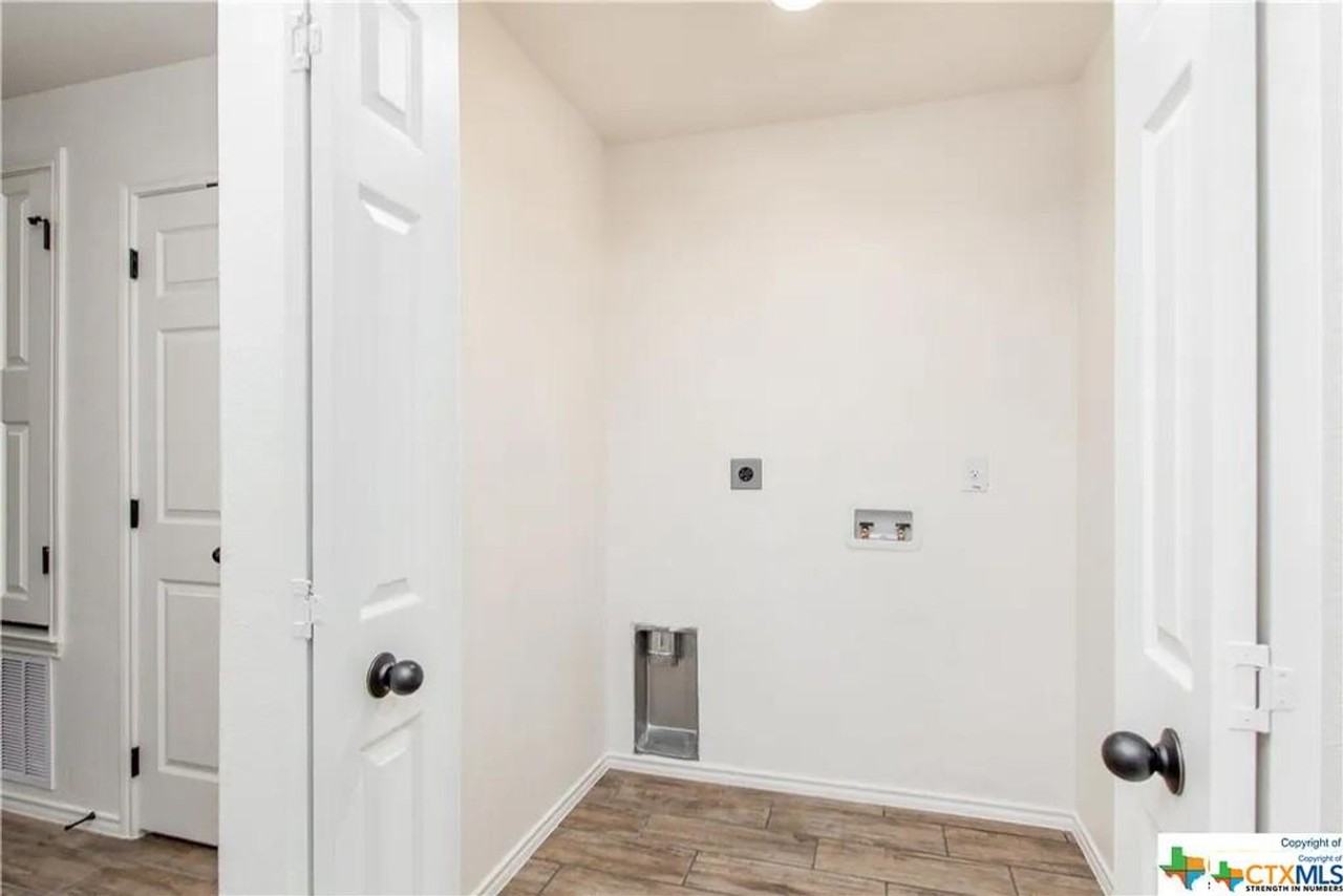 2409 Alterman Dr - Photo 7 of 23
