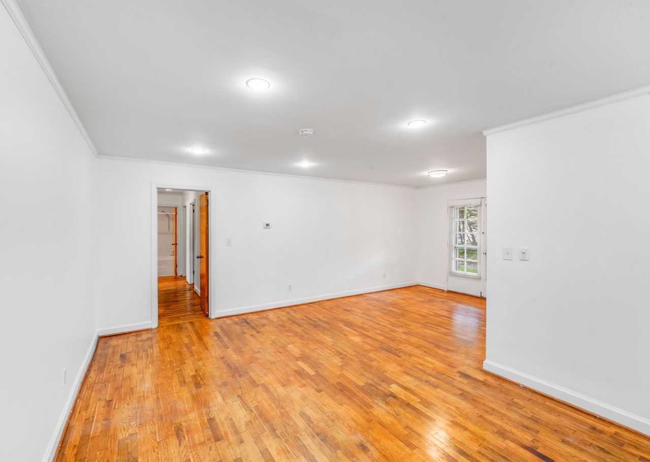 405B W Harvie Ave - Photo 6 of 19