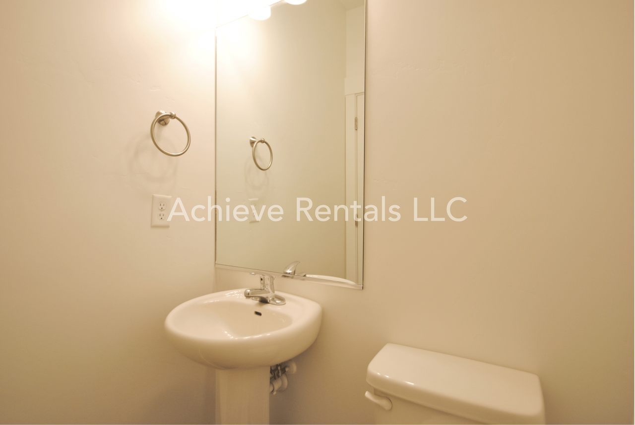 1840 S 1280 W - Photo 2 of 16