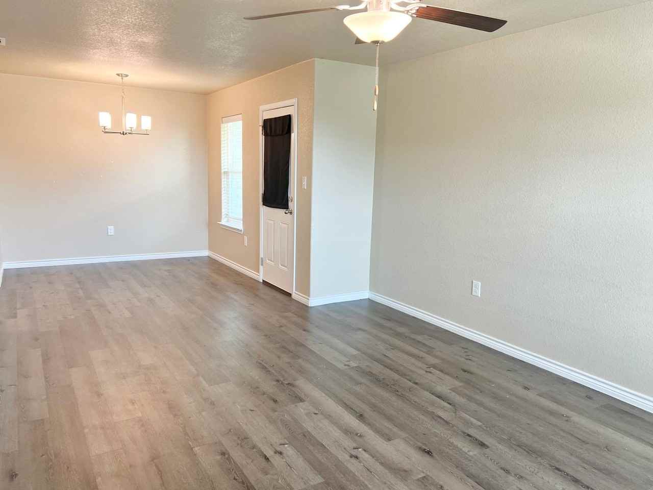 2411 Duntov Dr #B - Photo 6 of 25