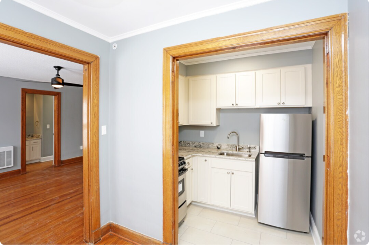 Bryn Mawr - Photo 3 of 18