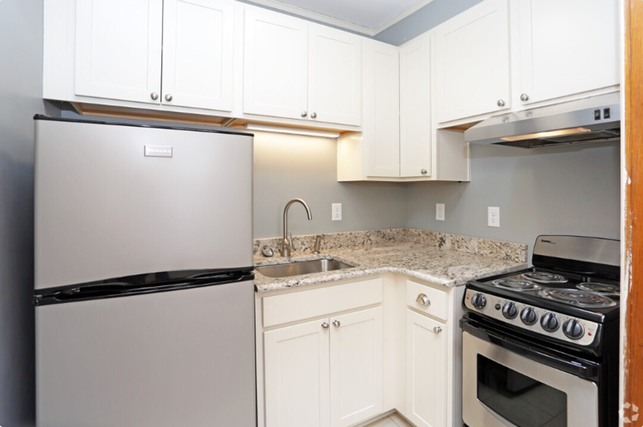 Bryn Mawr - Photo 5 of 18