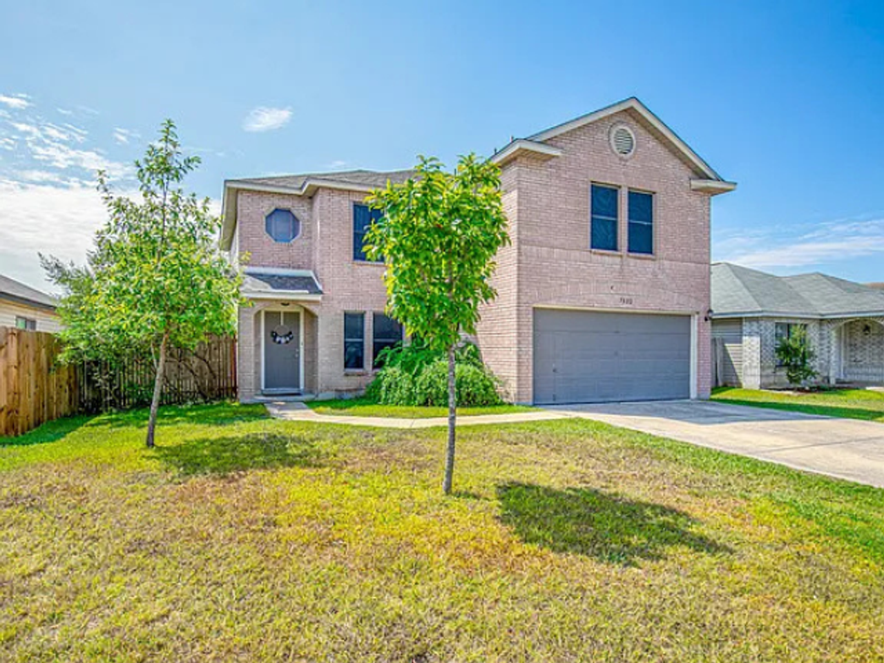 7822 Encanto Vista Dr - Photo 2 of 14