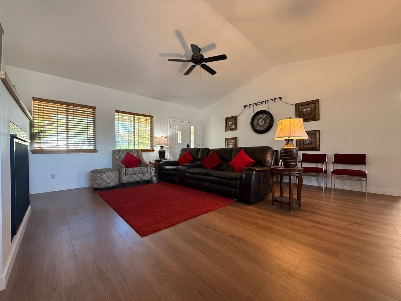 63363 Brightwater Dr - Photo 4 of 22