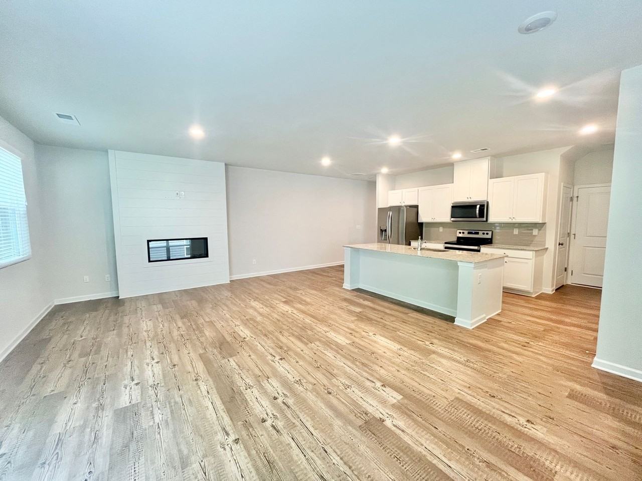 5129 Sidney Square Dr - Photo 3 of 29